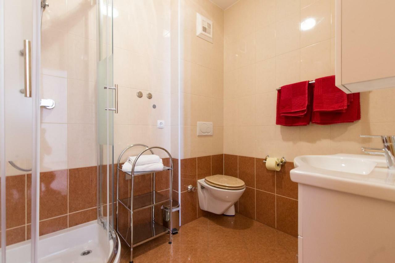 Villa Janja Jadranovo Luaran gambar